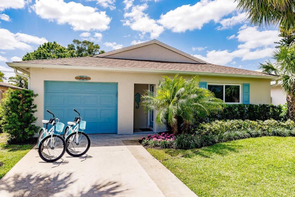 Naples Beach Retreat Bike To Beach! 4 Bed 2 Bathヴィラ エクステリア 写真